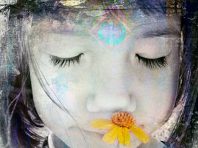child_flowerWB